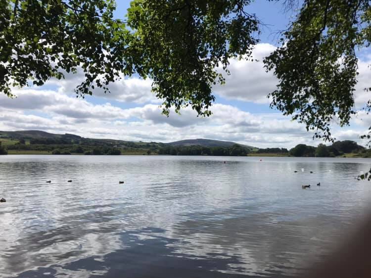 Lyn2301's tweet photo. Just home from a great day at @tarn_rowing Regatta great weather, fabulous organisation and a great day of racing from all who travelled to compete...some nail biting finishes...well done everyone, northern rowing is in good hands @DurhamARC @STLDBoatClub @TARCJuniors https://t.co/4S7ASNprIC