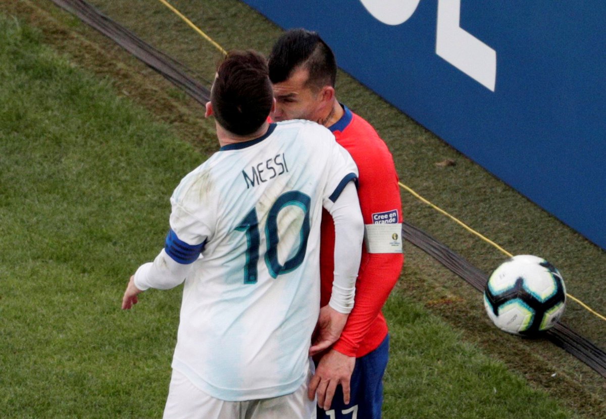 RaniereMarcelo's tweet photo. @TNTSportsLA Não, por isso...
#CopaAmerica 
#MessiCagon https://t.co/R6Hvc94KzY