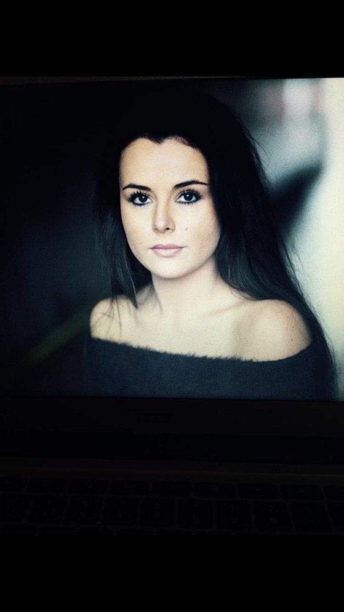 😬💁🏻‍♀️📸 So I’ve got 2 major roles coming up this month. The characters couldn’t be any more opposite 😂 I do like to keep versatile tho 😂 I like to keep it interesting #film #TV #actress very exciting 😍x