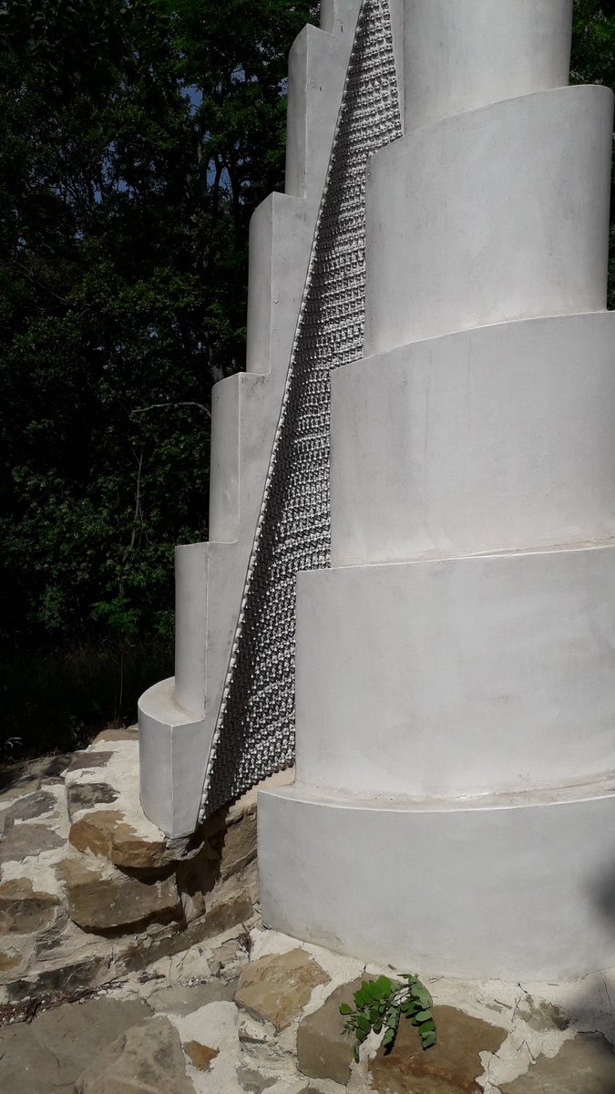 FGarbarino's tweet photo. Oggi giornata fra il Parco d'arte Quarelli di #Roccaverano e la mostra su Morando a #MonasteroBormida.
Due perle artistiche nella #LangaAstigiana: terra di grandi prodotti agricoli, di paesaggi splendidi e di arte diffusa.
Venite da noi e fatevi accompagnare in paradiso. https://t.co/deDlCw4ki4