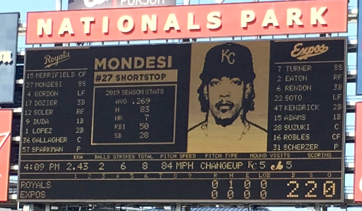 LetTeddyWin's tweet photo. It’s 1969 at @Nationals Park
#Expos #ExposDay https://t.co/jhZBTOuIfX