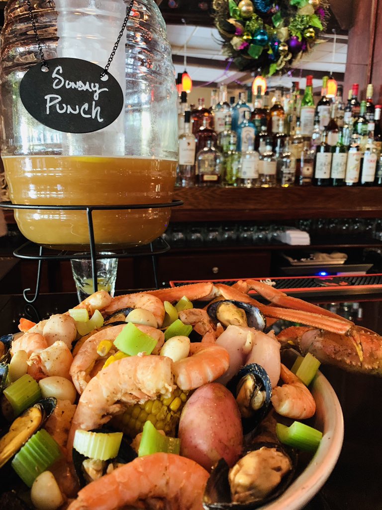 MapleTreeInn's tweet photo. Tomorrow @mapletreebistro #SundayPunch &amp; #SeafoodBoils #eater #foodie #boiledshrimp #shrimpboil #cocktail #cocktails #cocktailsoftwitter #cocktailtweet #tweetcocktails #cocktaillife #homemade #madefromscratch #craftcocktails #cocktailsbyemily #mapletreeinn #mapletreeinnbistro https://t.co/ObMslluPnO