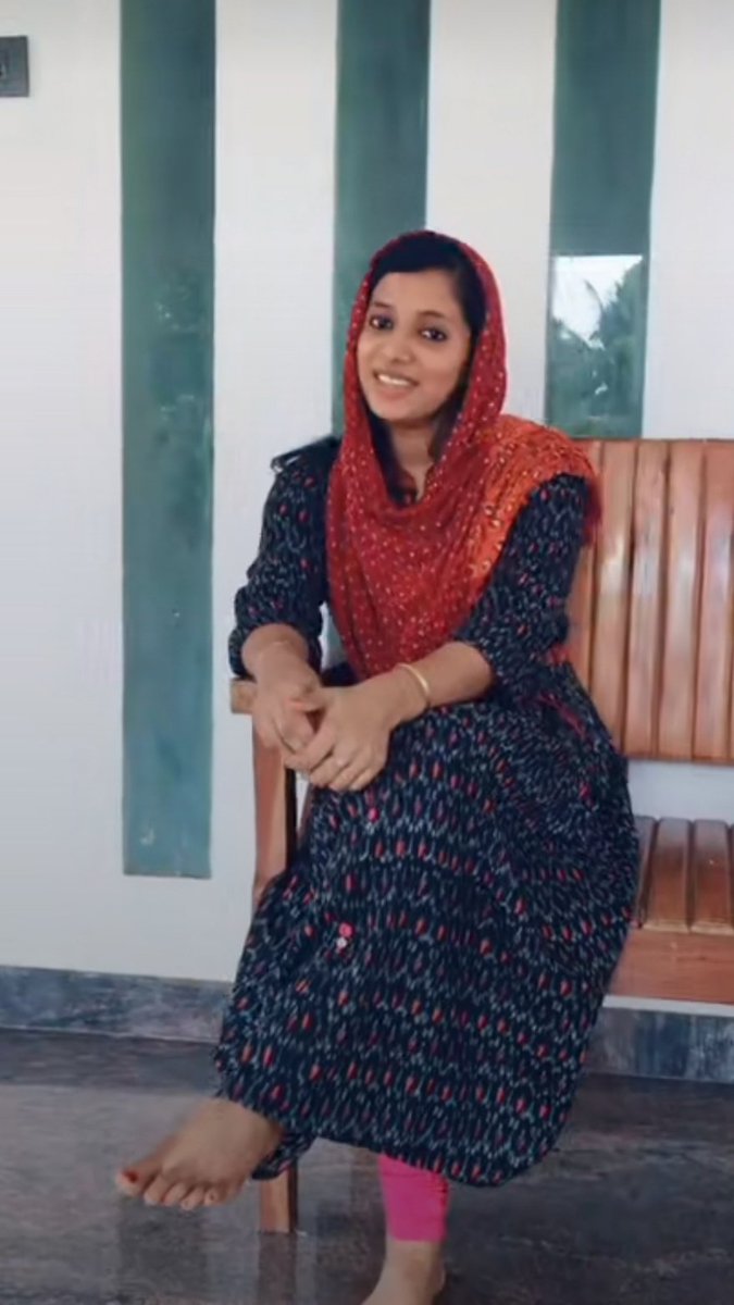 qg5do5jDSpana's tweet photo. hi pasangala na yeappude irukkan 
Rt pannittu inbox vanga daa pesalam https://t.co/Vv2A9LAqfW