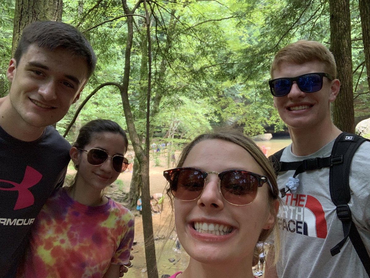 akarl7's tweet photo. we drove four hours just to hike... https://t.co/l47YoOYsaF
