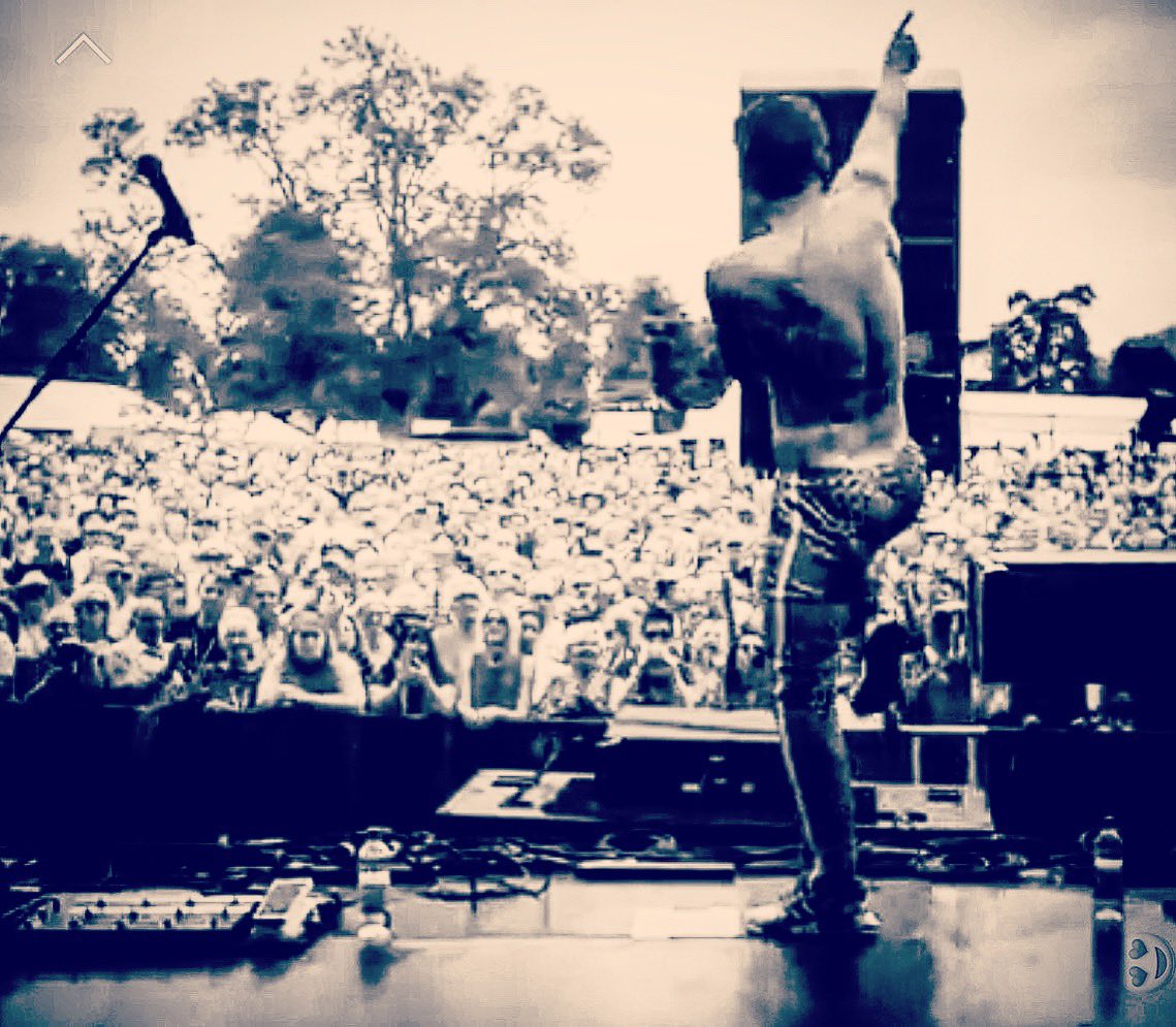 TheRyanMolloy's tweet image. Maximum Joy! @Cornbury with @Trevor_Horn_  #relax #topsoff #fgth