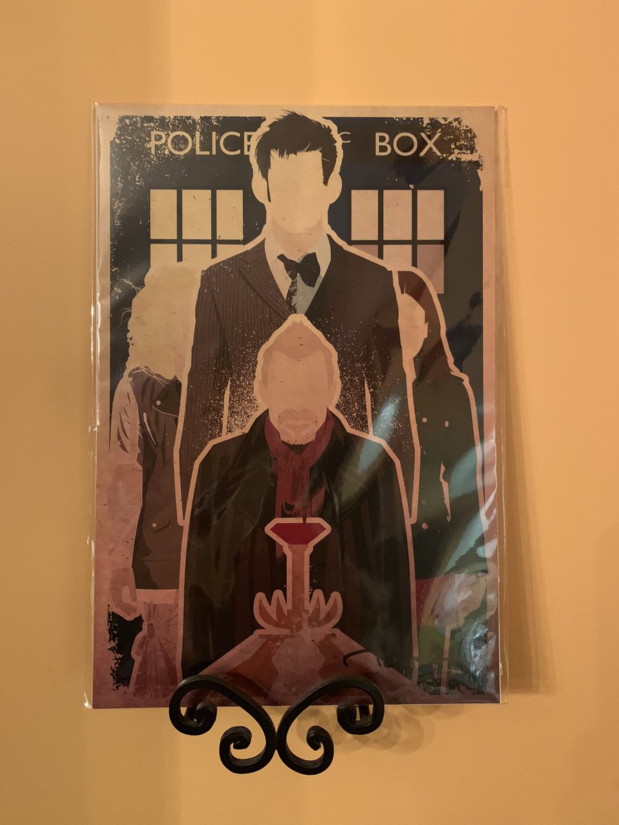 Lollyk49's tweet photo. Look at what my son got me. My favorite Doctors! All I need is a frame. #DannyHaas #DoctorWho https://t.co/SrnIf0UgUV
