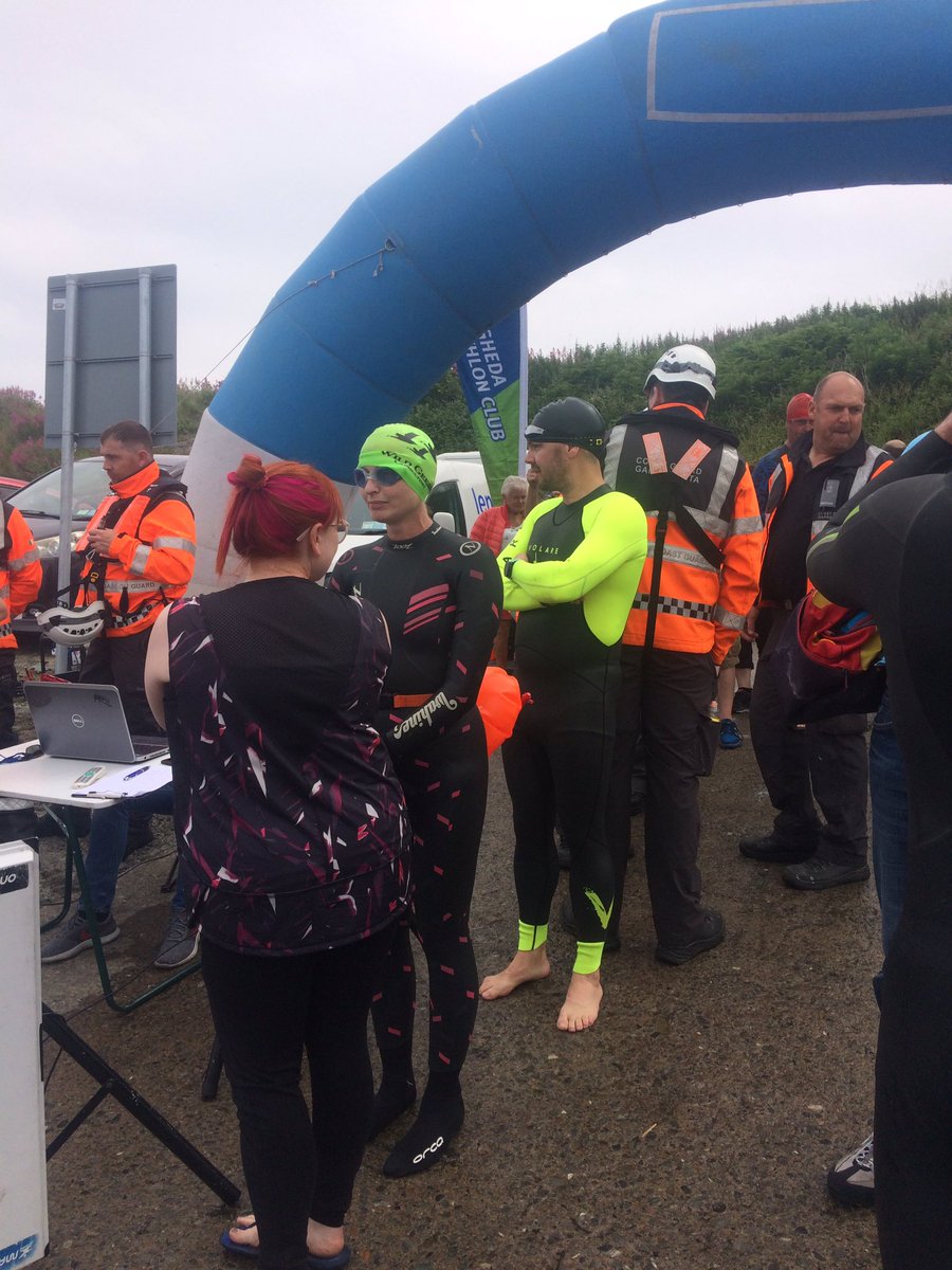 DroghedaT's tweet photo. @ClogherheadRNLI @ChrisagSnamh @DubhLynn @GillianKernan @LeinsterOpenSea @swimireland @sundayswellsc @louthcoco @WexMasters @PulseTriClub @PrimedCoaching @WildGalway @MagsConnelly Clogherhead Round the Head Swim fantastic day well done and thank you all. https://t.co/8KTDTPLonC