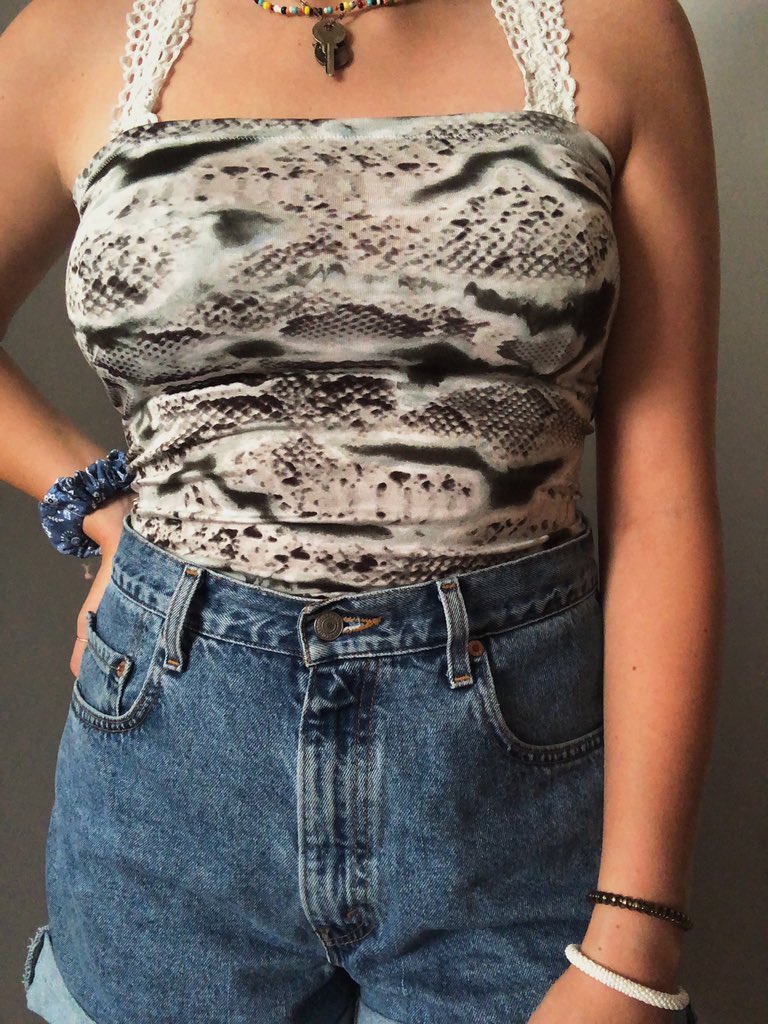 maddys_makes's tweet photo. Snake skin tubetop !! Only $10 !! DM me to order !! 🐍 🐍 🐍 https://t.co/qswBIQ3r5W