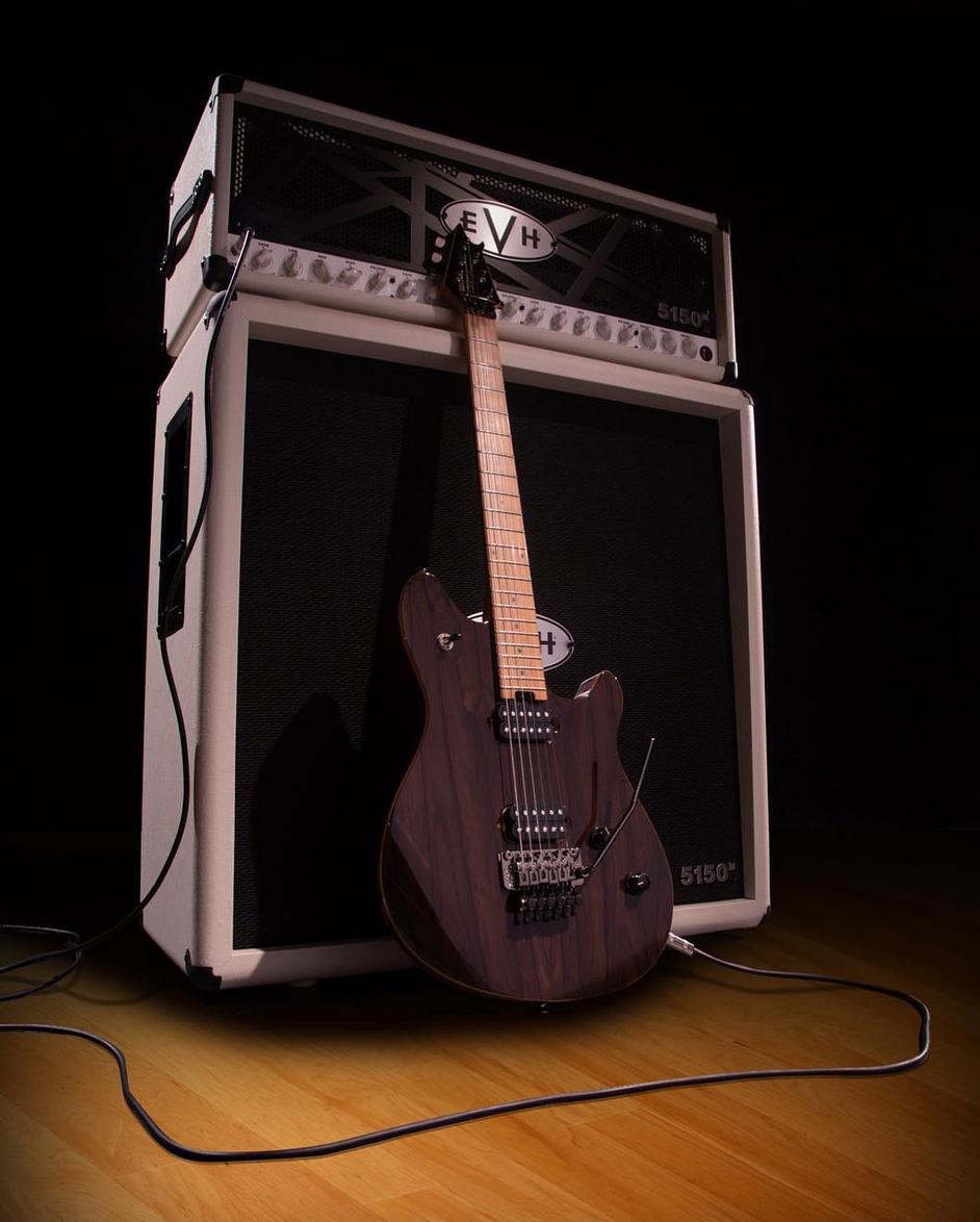 evhgear's tweet image. For those with distinguished tastes ... meet the #NEW⁣⠀
#Wolfgang WG Standard Exotic Ziricote #evhgear #naturalbeauty evhgear.com/gear/guitars/w…