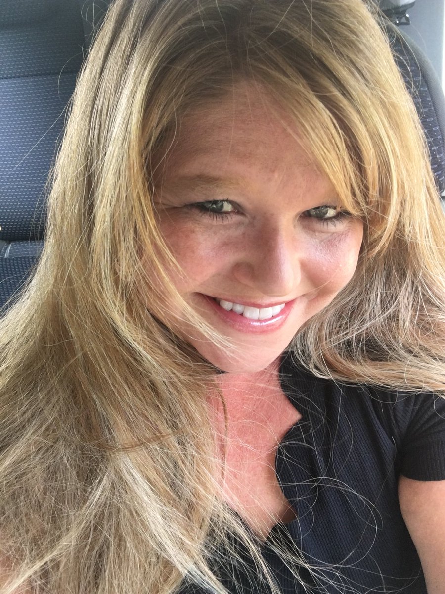 PlainMcJane's tweet photo. Ready for a night at the casino #shreveport #RidingSolo #OwningMyIsh #SamsTownLive https://t.co/MGlDgNMAu7