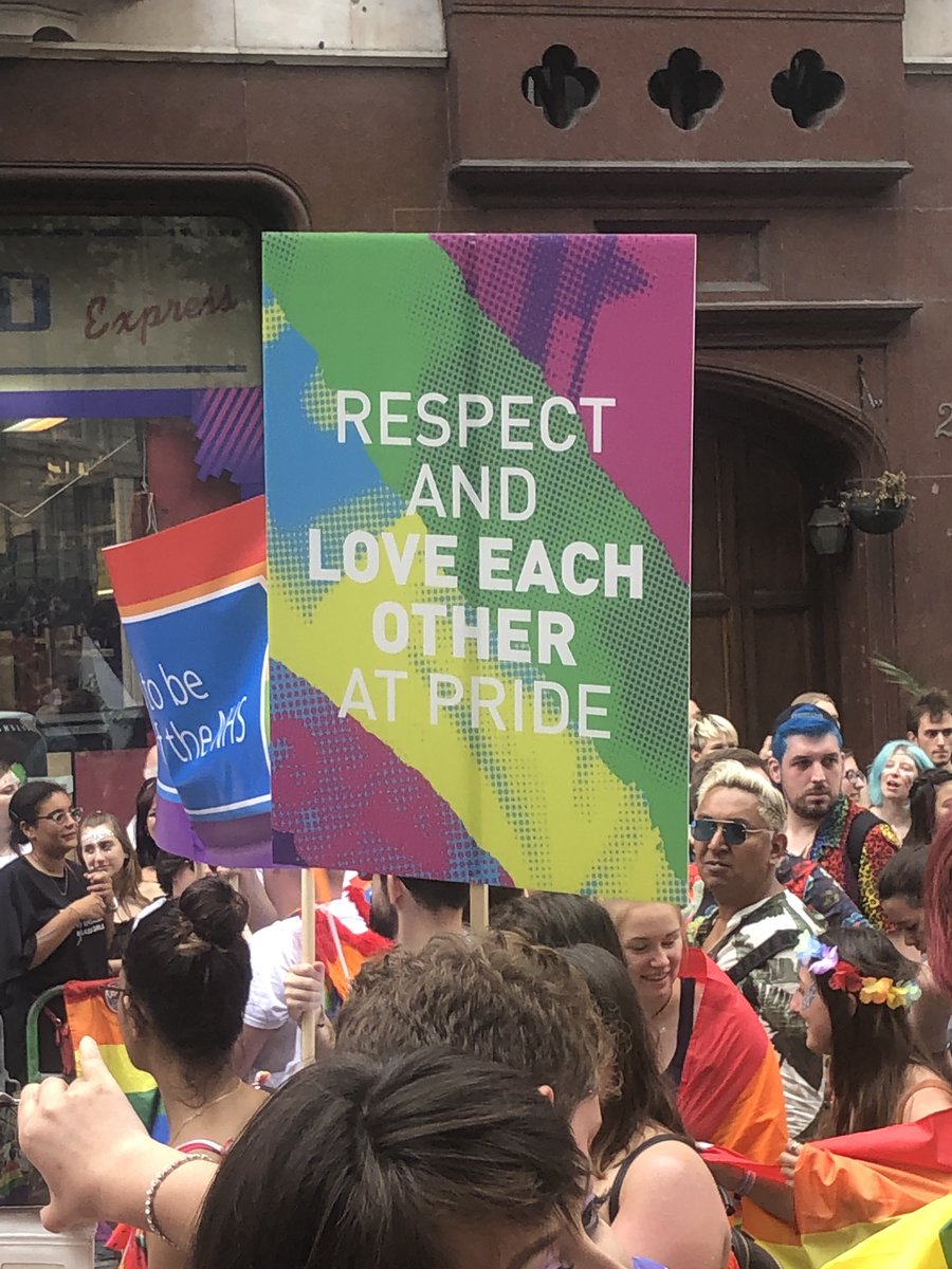 freyawilcox1's tweet photo. Great day at #londonpride2019 fantastic atmosphere 🙌🏻❤️🧡💛💚💙💜 https://t.co/iqvkCDAmrI