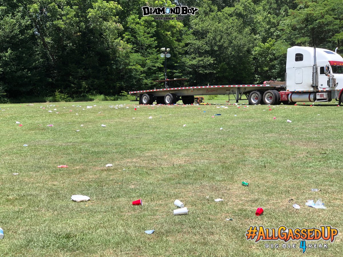 choochoo601's tweet photo. The Aftermath. 🤦🏾‍♂️

We appreciate everybody that came out to #AllGassedUp: Big Ole 4reak. I apologize that we were too turnt and the breaker couldn’t hold us.

The Recap (Official Video + Photos) will be launched later today. 💎

@diamondboy_ent https://t.co/rZcHGXHwhK