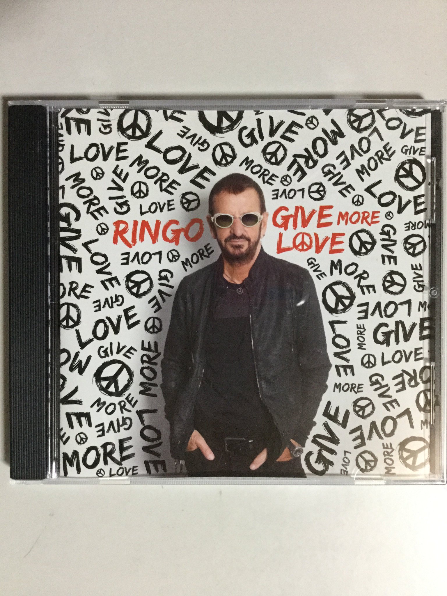 Happy birthday Ringo Starr
Peace and love 