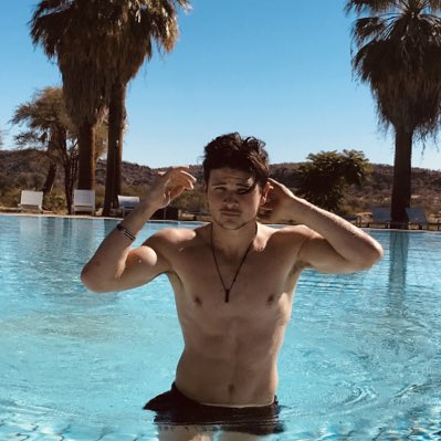 danieldancer_'s tweet photo. #NewProfilePic https://t.co/hI5u8k0TRv