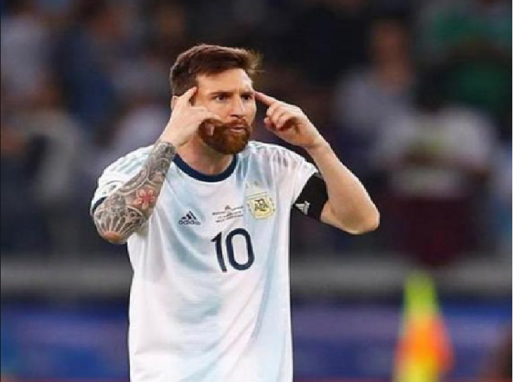 ErickOsores's tweet photo. "Si me preguntan por Brasil campeón... Creo que no hay dudas. Lamentablemente ésto está armado para Brasil. Ojalá los árbitros y el VAR no tengan nada que ver y que Perú pueda competir, porque tiene equipo para hacerlo. Pero lo veo difícil" https://t.co/vJ8DaXMQSK