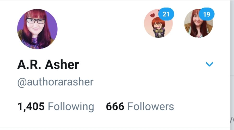 authorarasher's tweet photo. Guys help I'm scared https://t.co/JAebuvYDYq