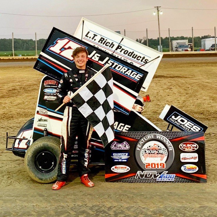 Huge congrats to Fire-Down customer @reece_saldana who picked up his first Micro Sprint win tonight in just his 5th Micro race!  

@FarrellFrameWrx @JoesRacing #ParkedIt #Winning #MicroSprint #FireDownGraphics  #FarrellFrameWorks #Racing #JoesRacingProducts