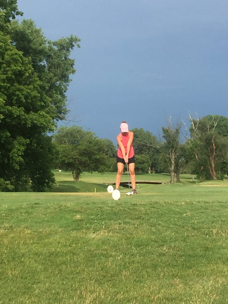 CoachBryantJ's tweet photo. Family scramble night! Moms first swing in years! #moratoriumweek #lakensfinallyoldenough https://t.co/k0Gy3JoVfm
