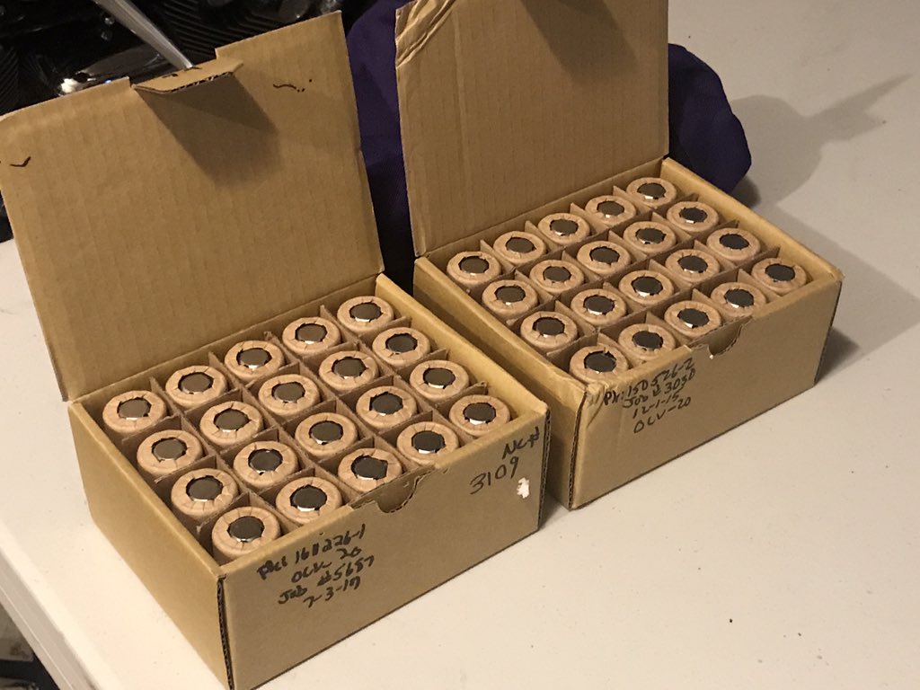BCRLiveStream's tweet photo. Radio Chatter! 📻 #AD6DM // Just received 365 watt-hours of high discharge K2 #LiFePO4 cells. 😎👍 Can make 28.5Ah of 12v packs. #DIY #hamradio https://t.co/XF71fmnVUi #BravoCharlieRadio
 https://t.co/ZBqEzDgnHL
