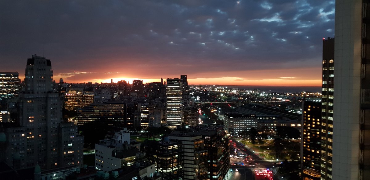 pabloacvd's tweet photo. Look around, look around at how lucky we are to be alive right now.
Me acordé del #EclipseTotal2019 y quién fui durante esos minutos. https://t.co/SBEzw2yMYG