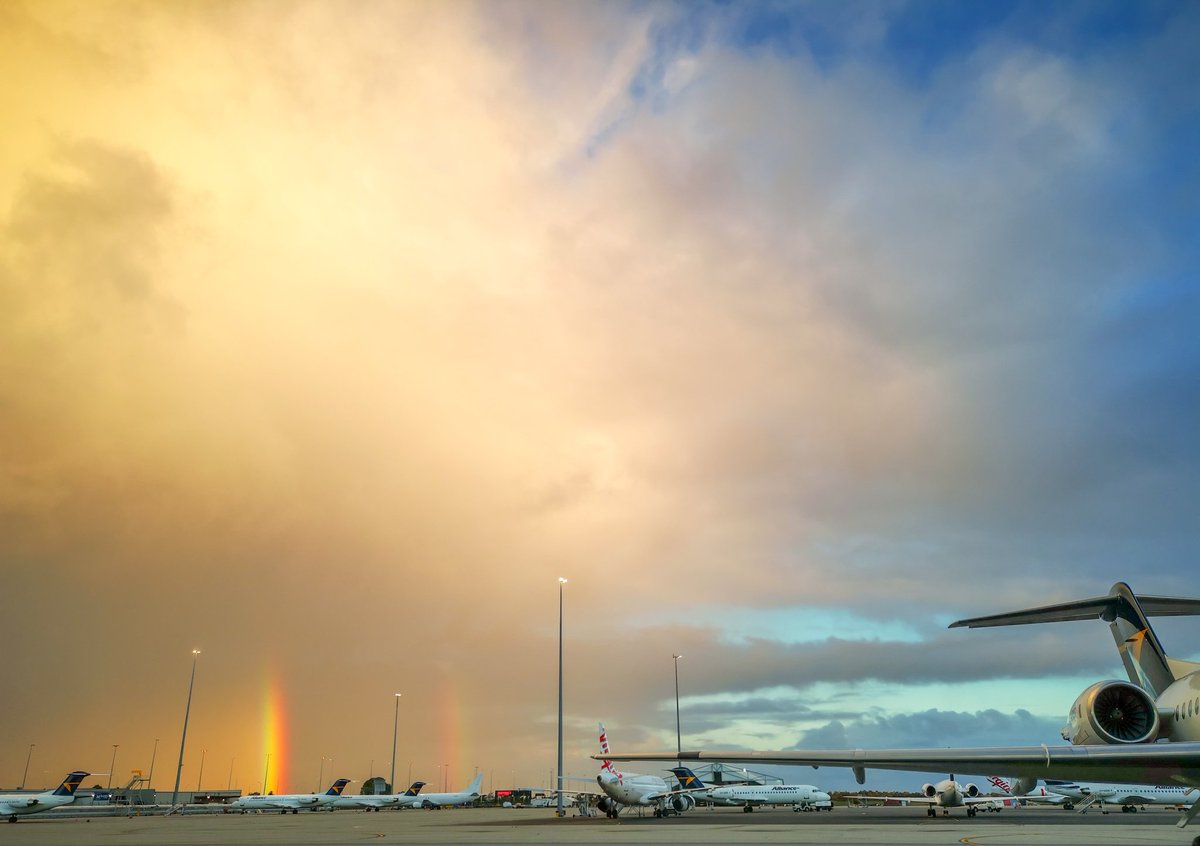 JonoPerth's tweet photo. @RKMac65 @weather_wa @BunburyWeather @drstip @baxlex @Sparrow_65 @Barnsy_Lisa @ImTheOnlyAstro @TheWAWG @ManjitK6987 @WendyBirdOZ Yesterday arvo with the rainbow connection 😂 https://t.co/0A6ePO8SLl