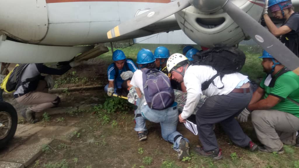 rescatehumboldt's tweet photo. #06Julio: Alumnos #ORH2019 en práctica de Atención Pre Hospitalaria #APH #FormacionBasica #Aspirantes #FamiliaHumboldt #SAR .@rescatehumboldt https://t.co/OjgOGoW67R