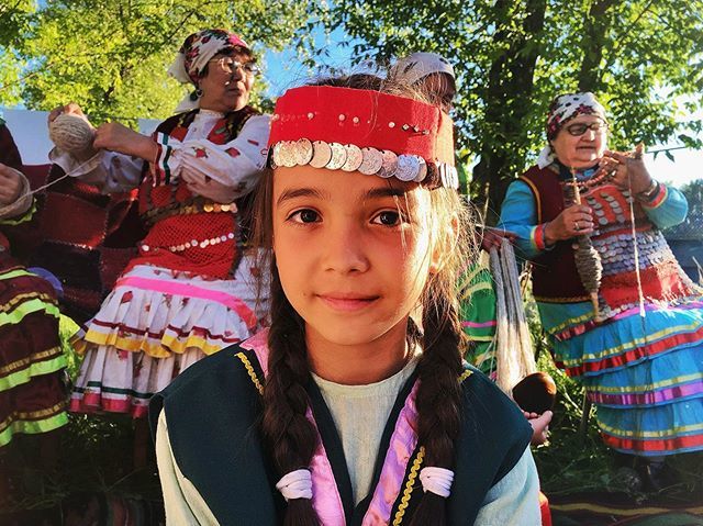 RenzoGrande's tweet photo. Children are taught the Bashkir traditions and customs at early age. In the Republic of Bashkortostan, the first ethnic autonomy in Russia, heritage is one of the most important things.
.
Russia - June 2019
.
#Storytelling #EverydayRussia #Traditions #Heritage #Russia #Bashk… https://t.co/1rd4xa0zVG