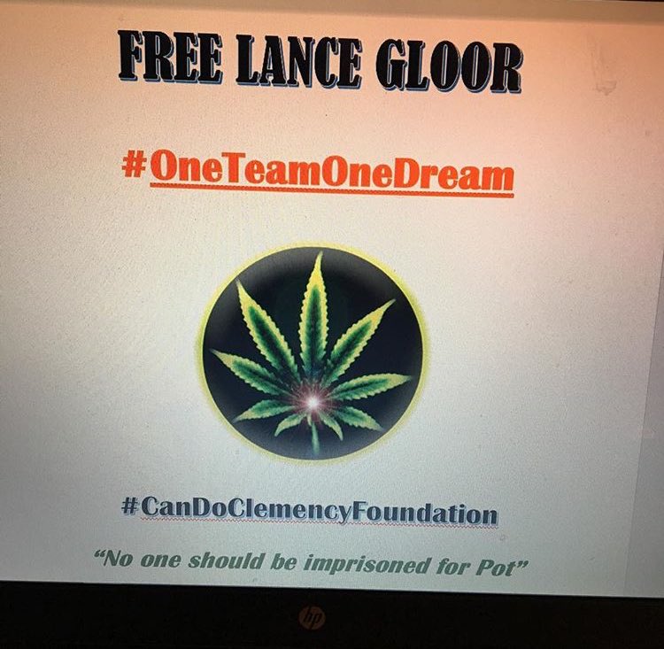 ⁦@candoclemency⁩ ⁦@BarenMater⁩ ⁦@AnricaC⁩ ⁦@Wardanncheryl⁩ ⁦@PUDDINSGR⁩ #FreeLanceGloor  #PotPow #CannabisCommunity #CannabisPrisoner