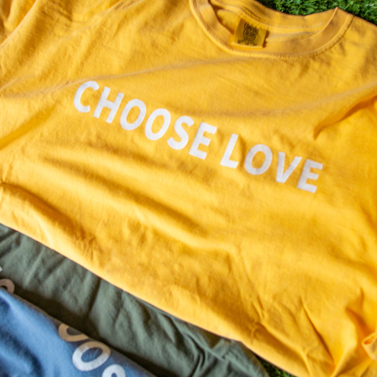 ChooseloveChi's tweet photo. one .... two .... THREE NEW COLOR WAYS on the site :-)
Thanks for helping us spread a positive message 

https://t.co/UUXvMd0bSy
https://t.co/UUXvMd0bSy
https://t.co/UUXvMd0bSy https://t.co/mefEQtqG93