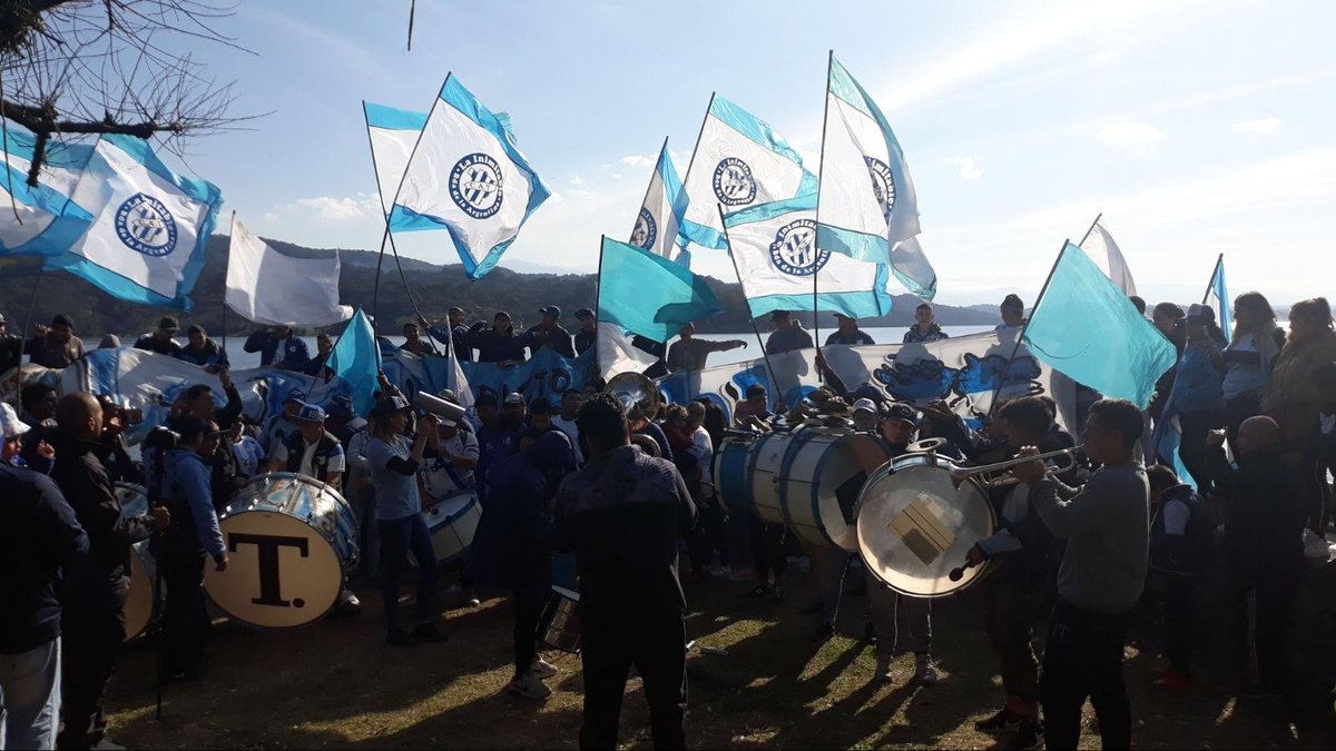 PUCAT15's tweet photo. #Institucional: [La Inimitable] Vídeo Clip |

Si nos pone a pesar lo que genera #AtléticoTucumán en la gente no tenemos muchas palabras ☟☟☟

https://t.co/x0s08xxkRY

📸: Maira Gramajo
📝: Enrique Figueroa 

#LaInimitable 💪⚽🎵🎶 https://t.co/dGtGI0COvT