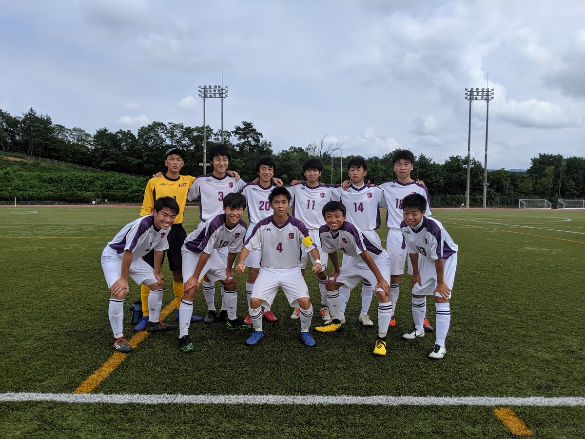 神戸高専サッカー部 本日は近畿高専大会の準決勝でした 暑い中 舞鶴高専との接戦を制し 2 0の勝利でした 明日は強豪近畿大学 高専との決勝です 全力でぶつかって行きます 応援ありがとうございました