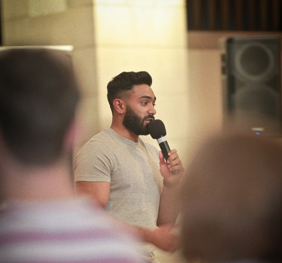 🎤| "It doesn't matter how bad your situation is because Jesus can bring your situation back to life" - <a href="/dratnaras/">Daniel</a> #Amazing #LovingLife #UpcomingLeader