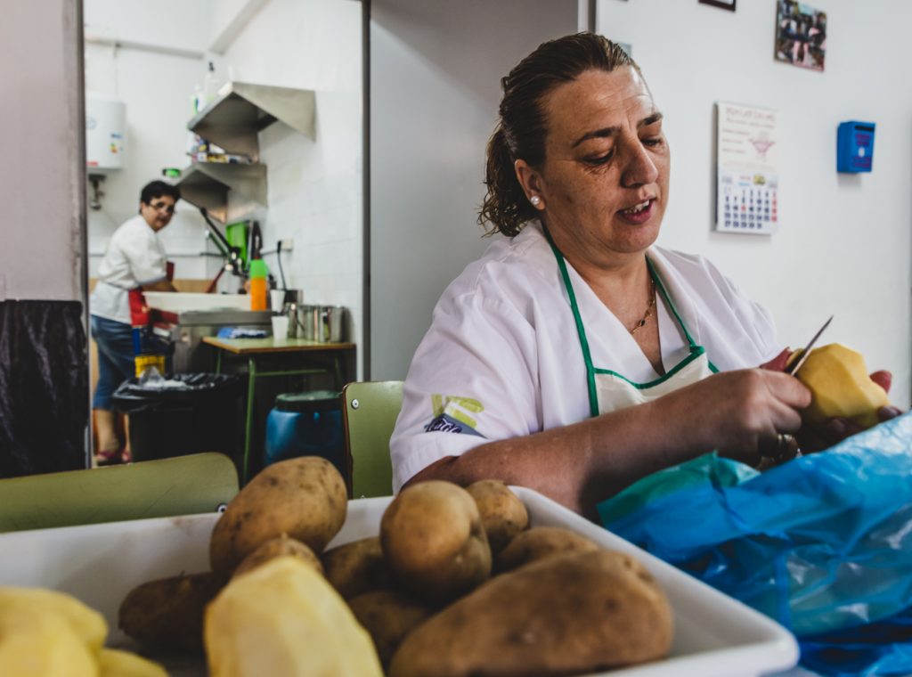 Los ingredientes esenciales de un comedor solidario
tancercatanlejos.org/los-ingredient…