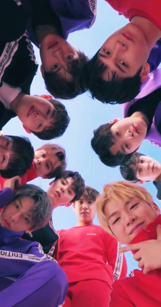 LinSwaggyRapper's tweet photo. @iheartASkahi this has been my wallpaper ever since this photo was released skjhsksjsjsj #wannable #wannaone #WannaOne_700days #우리워너원_2주년_축하해 ♥️ https://t.co/RN7Bhheg73