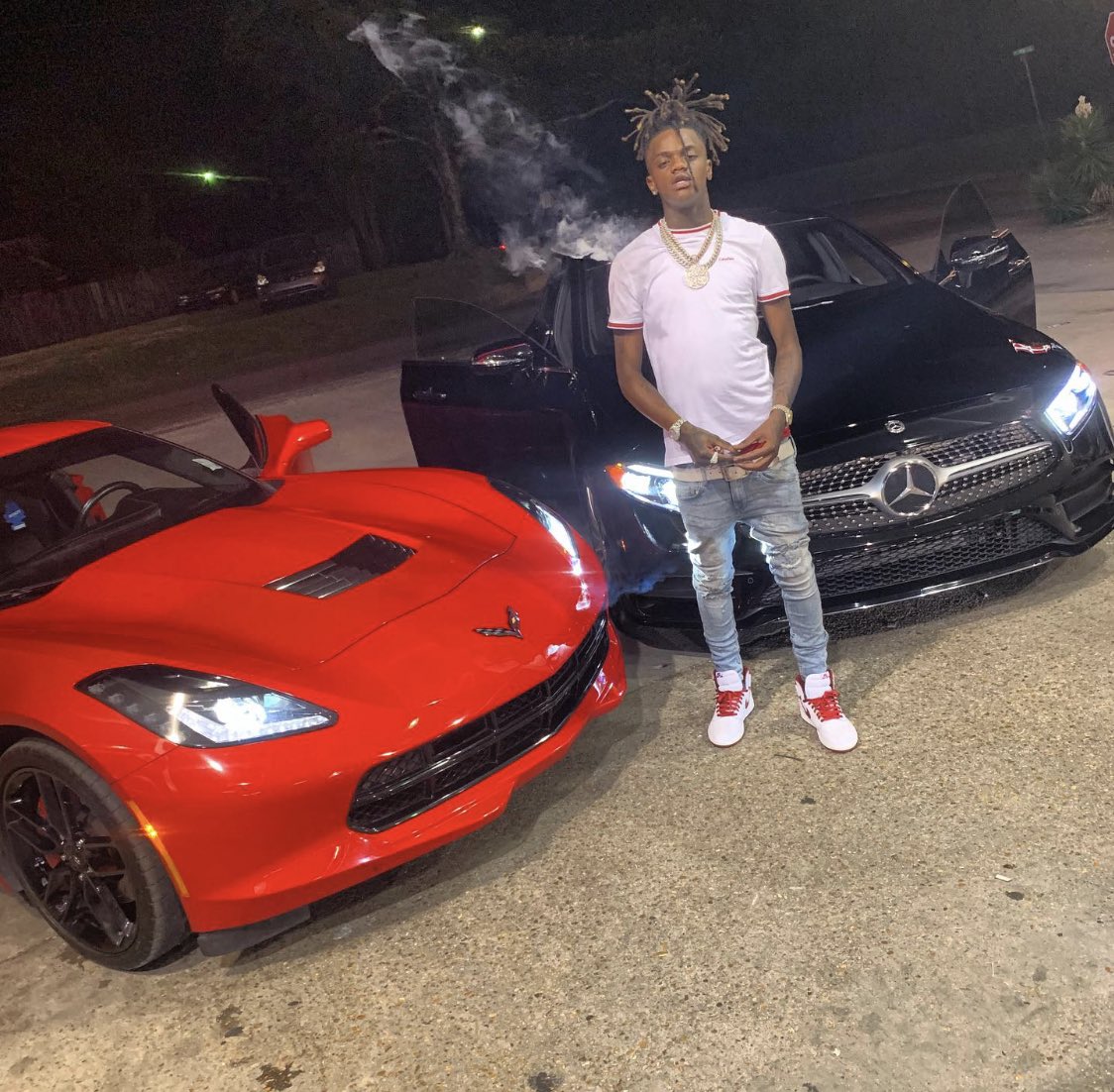 JayDaYoungan's tweet image. Just copped my 3rd vehicle 2019 Benz got my OWN house My OWN Label take care of everybody I love &amp;amp; only been making music for not even 3yrs🙏🏾 Put Out 5Albums with NO features &amp;amp; still did numbers💯💯 My city population 11,000 🙏🏾🙏🏾I been thru hell &amp;amp; back but kept faith in myself