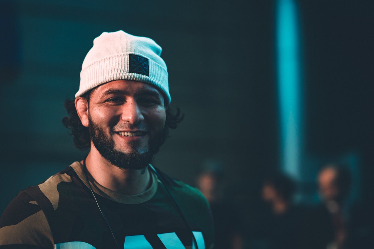 TheTruthJackson's tweet photo. Wow! Congrats to @GamebredFighter on the fastest #knockout in @UFC history. #UFC239 #5Seconds
📷@raykuglar
https://t.co/mqWEQsbsDN https://t.co/sL93ZVdUSo