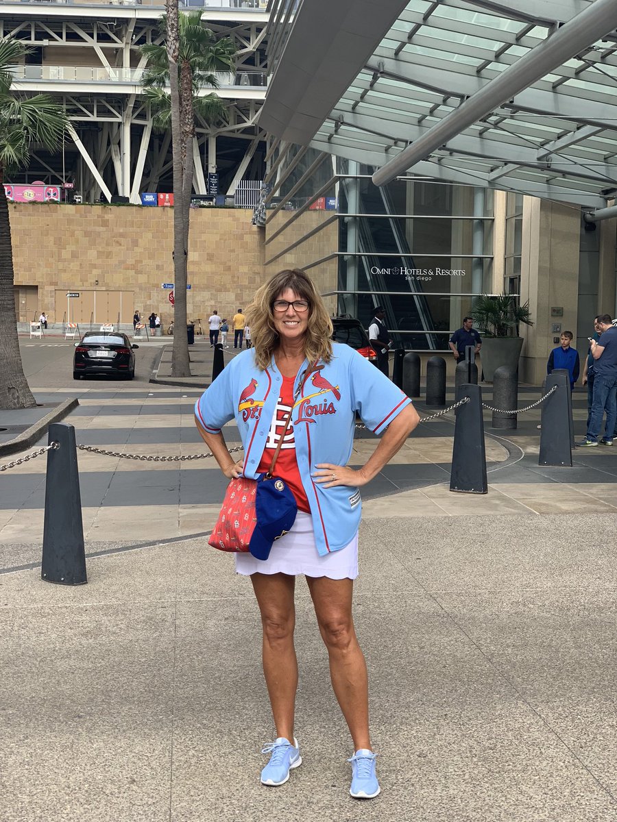 KaranEsch's tweet image. San Diego, Anaheim, Seattle, and San Francisco all made a great retirement trip! Back home for a bit to settle into my new normal, but I’m not going to stay still for long! #FunStuffToDo #LiveLife #Smile #MakeItHappen