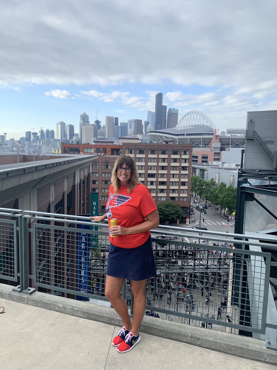 KaranEsch's tweet image. San Diego, Anaheim, Seattle, and San Francisco all made a great retirement trip! Back home for a bit to settle into my new normal, but I’m not going to stay still for long! #FunStuffToDo #LiveLife #Smile #MakeItHappen