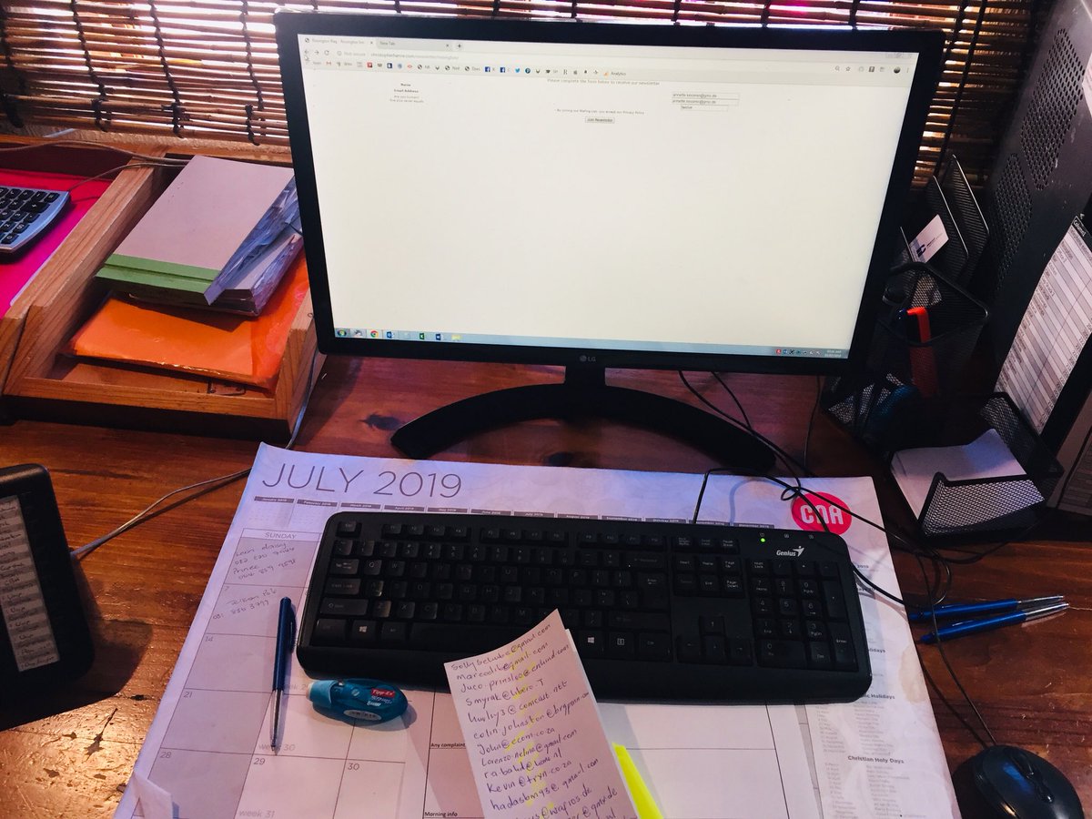 wisetk3's tweet photo. A Sunday for who? Work is work. #BeWise #BeSmart #BlackChild https://t.co/fTIzdMLPml