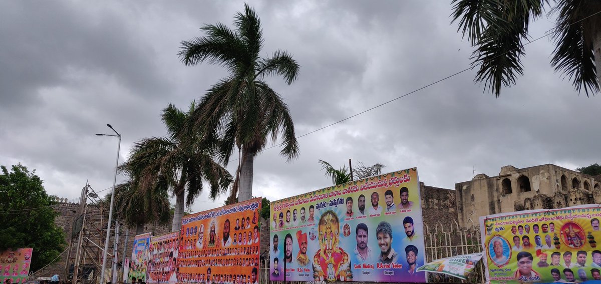 optipessimst's tweet photo. The very quick achievement  after #Telangana formation is our cultural glorification in   mainstream movies ,Media houses and people started celebrating every festival with more pride and #grandeur . Hope it lasts more 🙏🙏 . #Bonala pandaga shubhakankshalu @HiHyderabad https://t.co/flRLjqllIP