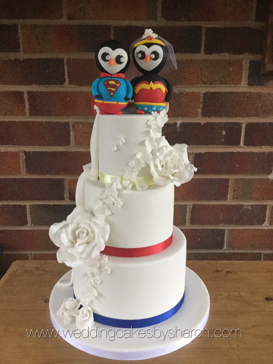 Penguins who love superman and Wonder Woman! #Superman #penguins 
Weddingcakesbysharon.Com