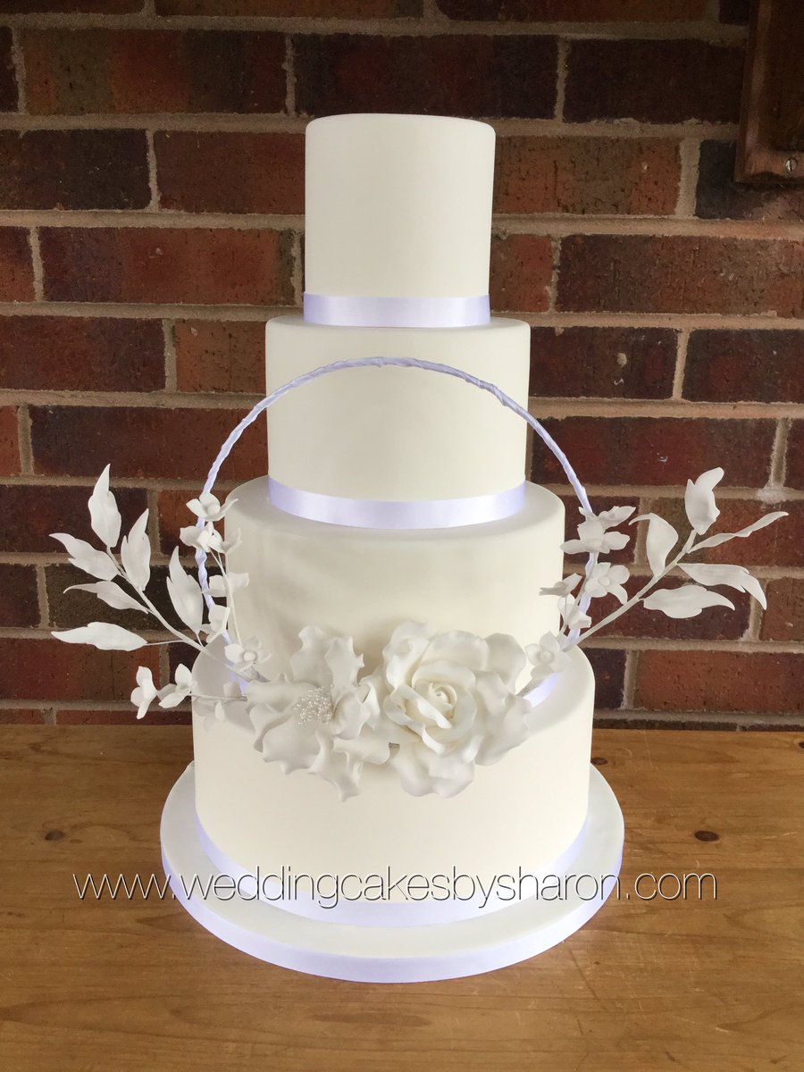 My first floral hoop cake. Classic yet with a modern twist....
Weddingcakesbysharon.Com