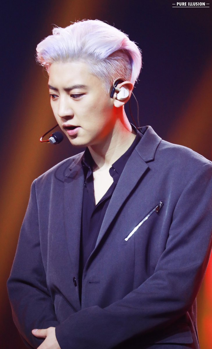 pureillusion61's tweet photo. 190706 SBS Super Concert 찬열
Black Shirt😭💘💘💘💘💘
#찬알 #CHANYEOL #EXO 
#EXO_SC #Whatalife 
@weareoneEXO https://t.co/iGUDG4DFZc