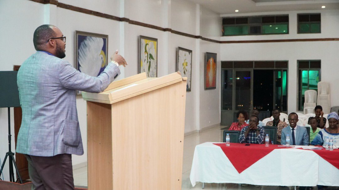 JosephRyarasa's tweet photo. It was great speaking with @IshemaFound #youth this weekend about creating a character in the youth for National Transformation. Looked Accountability,People Centered initiatives , Having a-vision &amp; purpose in lives as changemakers. It’s a committed group. @Inziranziza @NARwanda https://t.co/dYovsd0anl