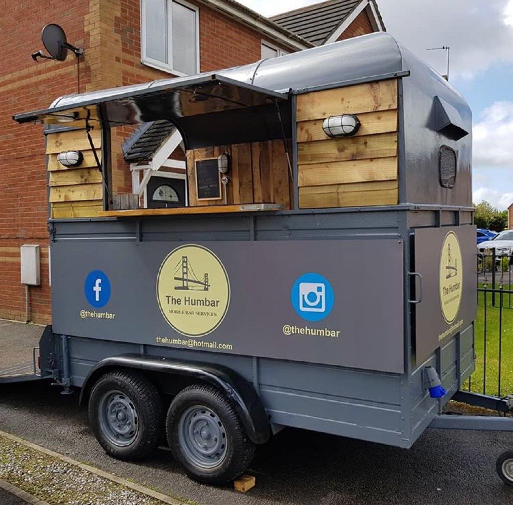 Mickey___J's tweet photo. On the way to set up for #CottinghamDay come and see us #TheHumbar https://t.co/l3yp5v0G80
