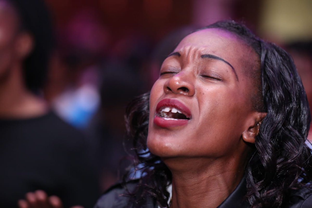 RevKathyKiuna's tweet photo. Be exalted now in the heavens,
As Your glory fills this place,
You alone deserve our praise,
You're the name above all names,
Be exalted now in the heavens,
As Your glory fills this place,
You alone deserve our praise,
You're the name above all names.

#WordFest2019 https://t.co/9MH8qAqgyv