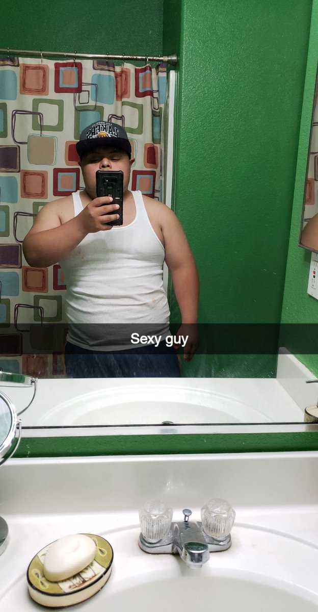 GameboyMix's tweet image. Look. Gansta. Looking like Homie. Like Emniem  Juts cool cool dude