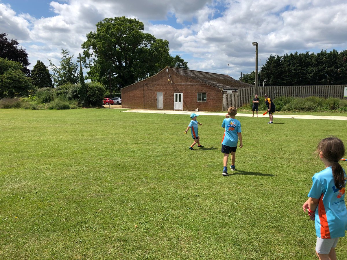 ClubHingham's tweet photo. So the kids have played 3 games, played 20 minutes cricket before the games, run around like maniacs all morning and they still were not satisfied! Their next target was Grandad / coach Kevin. Nice to see the kids throw some beamers at him! #jnrpirates #bodyline #pooroldboy โ๏ธ๐ดโโ ๏ธ https://t.co/FlSdjC1YyI