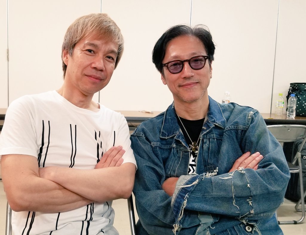 Yutaka_w_drum's tweet photo. NANA MIZUKI LlVE EXPRESS 2019
神戸2日間お疲れさまでした。
ほぼ全開の叩きっぱなしメニュー
楽しんでますよ-
松永さんと写真はNo.1さん撮影です💓
次週ホールver.もよろしく✌️
#LIVE_EXPRESS
#SONOR #paiste #aspr #LERNI #fitear #ddrumtrigger #MAZIORA https://t.co/ChJtdq7syS