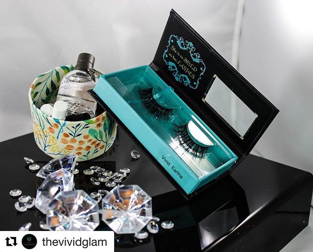 sipandmakeup's tweet photo. #Repost @thevividglam
・・・
Effortless beauty...that's what the Vivid Glam is all about. We strive to give our clients what they deserve...flawless beauty with the help of makeup.  Luxuriously inspiring and glamorous. Our #vividglambeauty mink eyelashe… https://t.co/DHshFAOGmQ https://t.co/TPDybszYC8